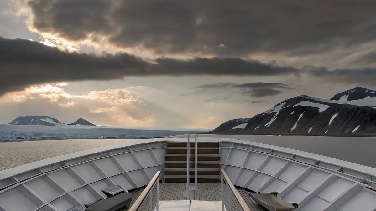 Adventure Meets Comfort: Modern Expedition Ships You’ll Love